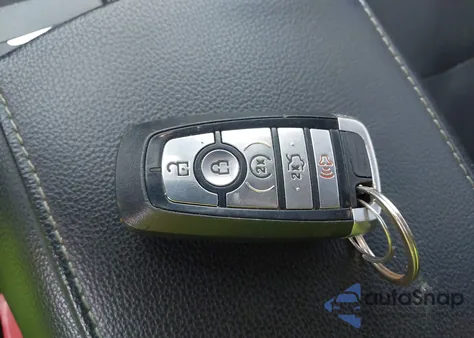 2020 Ford Fusion Titanium z USA, uszkodzony, nr VIN 3FA6P0K90LR104273